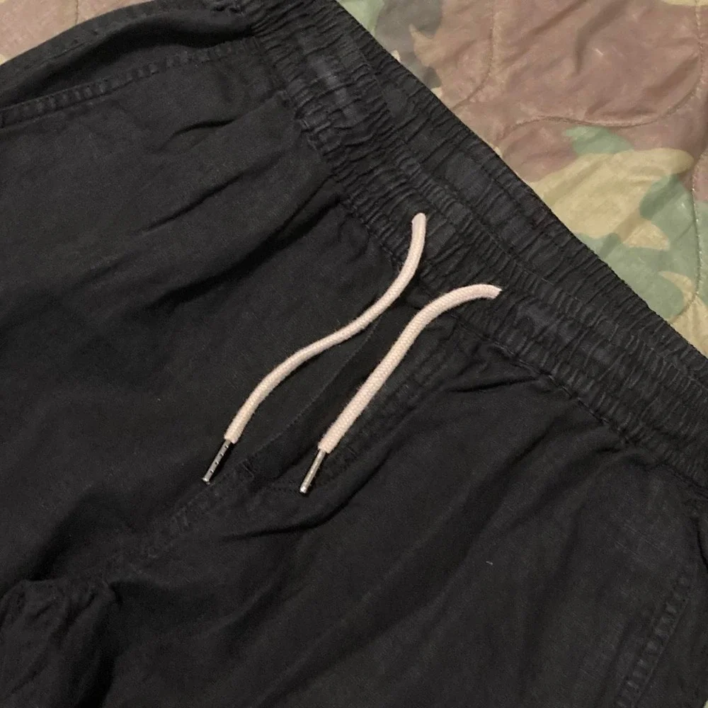 Quince black 100% European linen drawstring beach pants Men's S/32